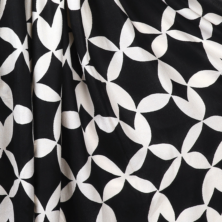 Black and white bamboo scarf